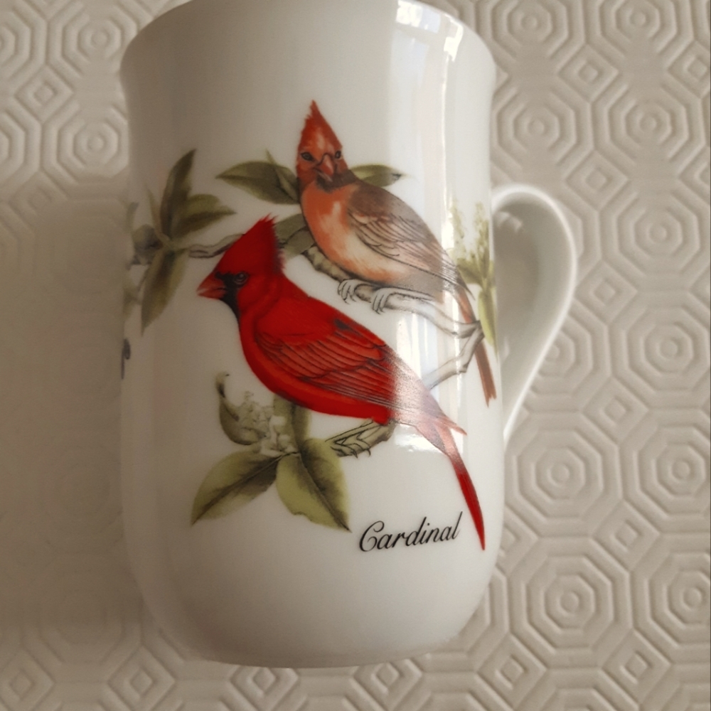 2/25$****Cardinal mug - John Audubon porcelains